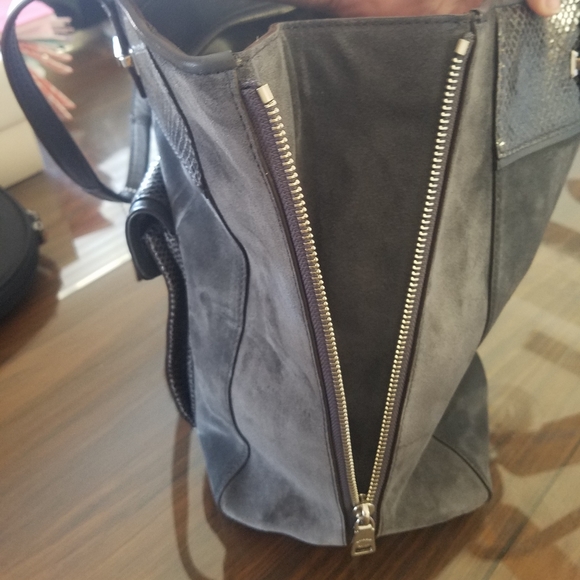 New With Tag - Coach Gray Suede & Snake Purse - Picture 8 of 12